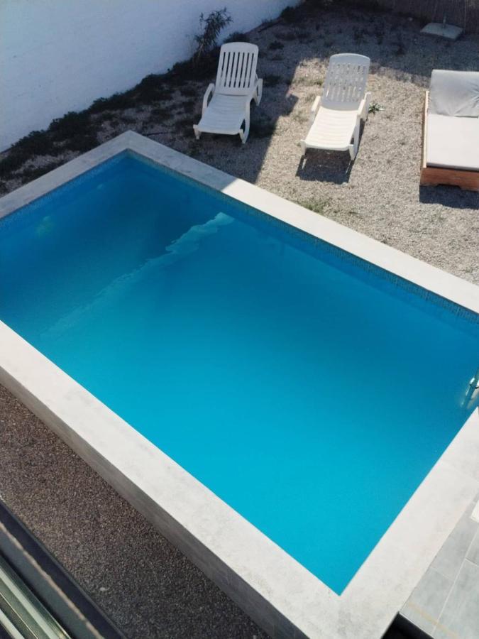 Villa Miron Kamilari Esterno foto