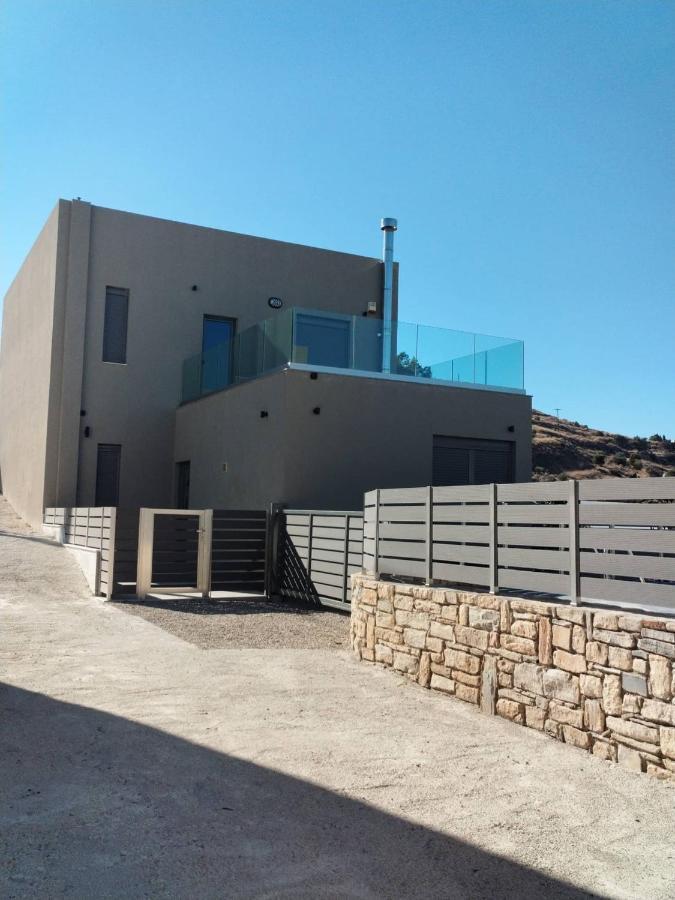 Villa Miron Kamilari Esterno foto